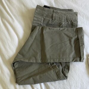 Men's ASOS Light Sage/Olive Chino Pants